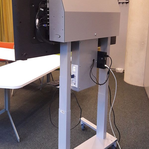 ergoxs-ergoframe-motion-dual-column-mobile-lift-tv-trolley-eff5251-cablemanagementmodule-cmm01