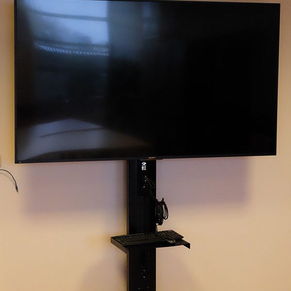 ergoxs-flexline-lean-lite-wall-floor-wfs18bv44-laptopshelf-lapb2-project-2