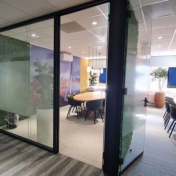 ergoxs-flexline-stretch-lite-ceiling-floor-cfs27bv84-mountingbracket-wpmb1-2